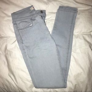 JBRAND LIGHTWASH SKINNY DENIM JEANS